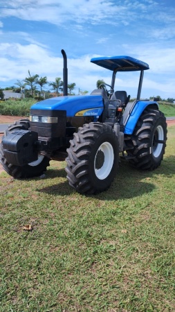 Trator New Holland TM 150 ano 2007