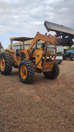 Trator Valmet 118 ano 1985