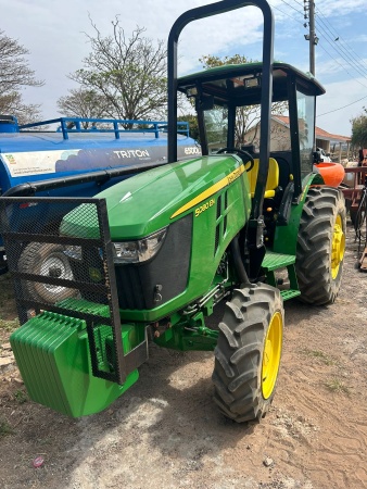 Trator John Deere 5080 EN ano 2024