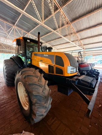Trator Valtra BH 180 Hiflow ano 2010