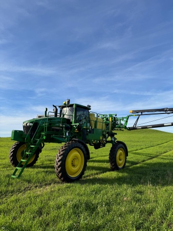 Pulverizador Autopropelido John Deere M4030 ano 2020