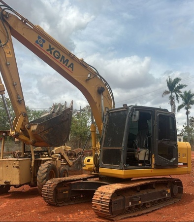 Escavadeira XGMA XG815FL ano 2023