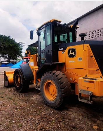 Pá Carregadeira John Deere 444G ano 2023