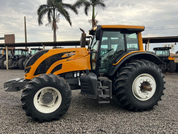 Trator Valtra BH 194 HiTech ano 2022