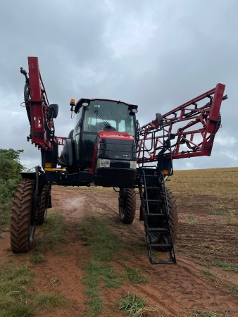 Pulverizador Autopropelido Case Patriot 350 ano 2021