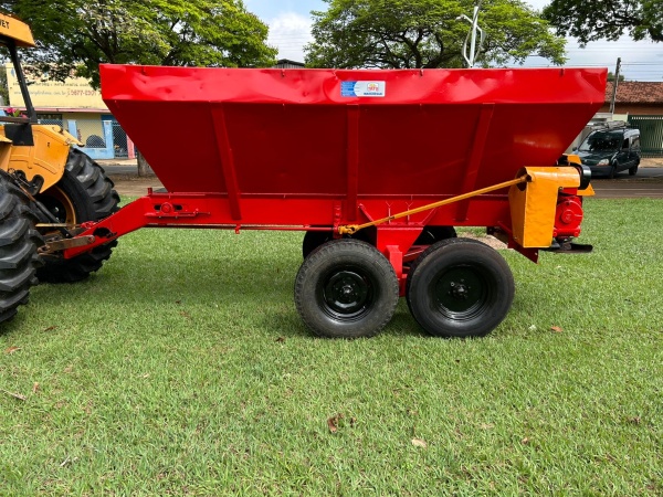 Distribuidor Tatu Marchesan DCCO7500 ano 2014