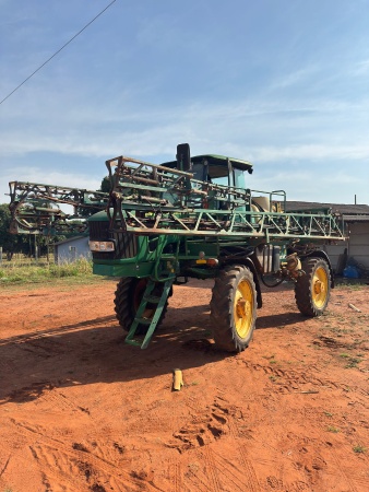 Pulverizador Autopropelido John Deere 4630 ano 2014