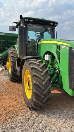 Trator John Deere 8370R ano 2018 - 8370R - Máquinas Agrícolas