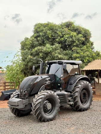 Trator Valtra BH 194 ano 2018