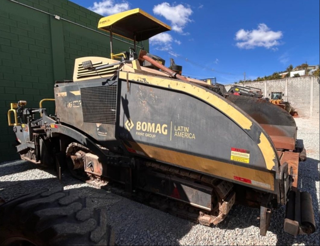 Vibroacabadora bomag VDA 700 MAX ano 2021