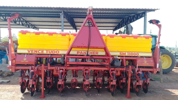 Plantadeira Vence Tudo Panther SM 11000 ano 2023