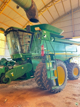 Colheitadeira John Deere STS 9770 ano 2012