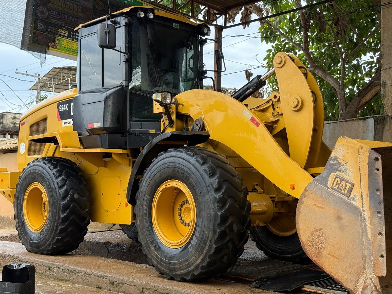 Pá Carregadeira Caterpillar 924K ano 2015