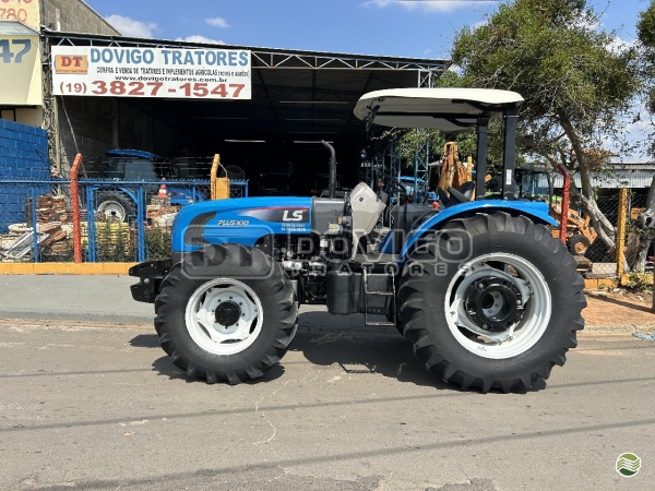 Trator LS Tractor Plus 100 plataformado ano 2023