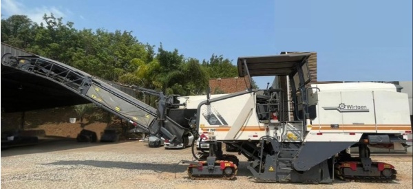 Fresadora Wirtgen W200 F ano 2013