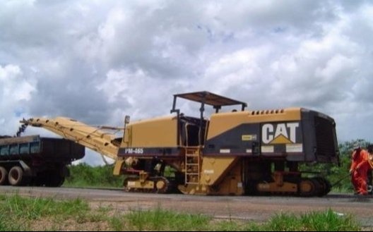Fresadora Caterpillar PM465