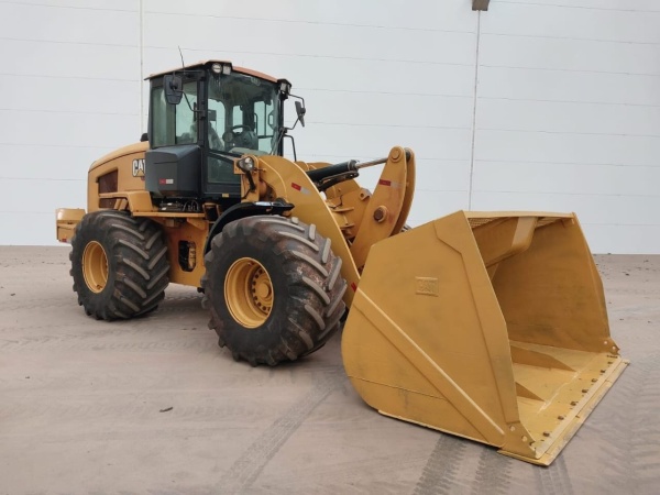 Pá Carregadeira Caterpillar 938K ano 2021