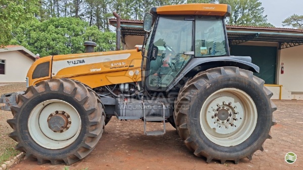 Trator Valtra BH 185i ano 2010