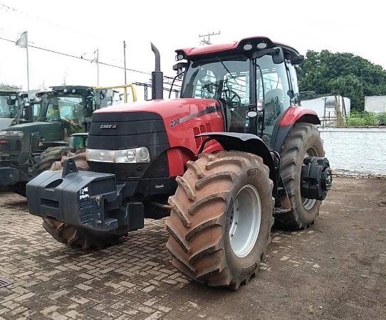 Trator Case Puma 230 ano 2023