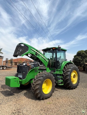 Trator John Deere 7230 J ano 2021