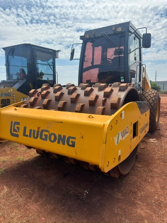Rolo Compactador Liugong 6612E ano 2024