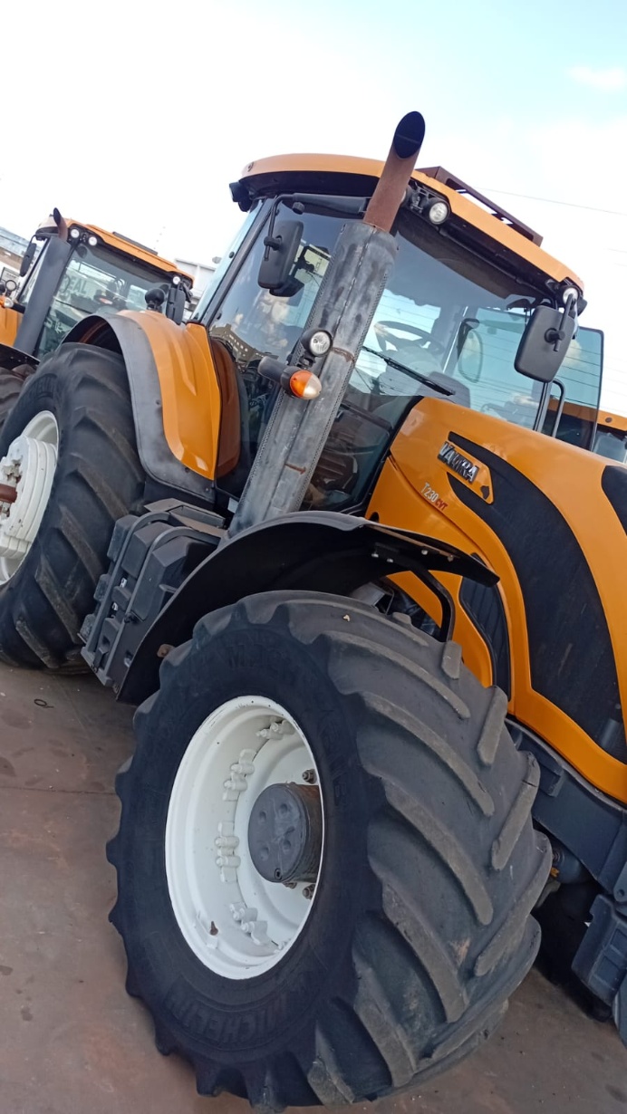 Trator Valtra T230 CVT ano 2019