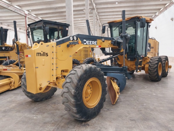 Motoniveladora John Deere 620G ano 2023