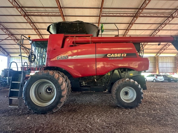 Colheitadeira Case Axial – Flow 6130 ano 2020