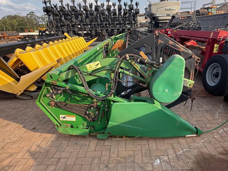Plataforma John Deere OUTRO ano 2013