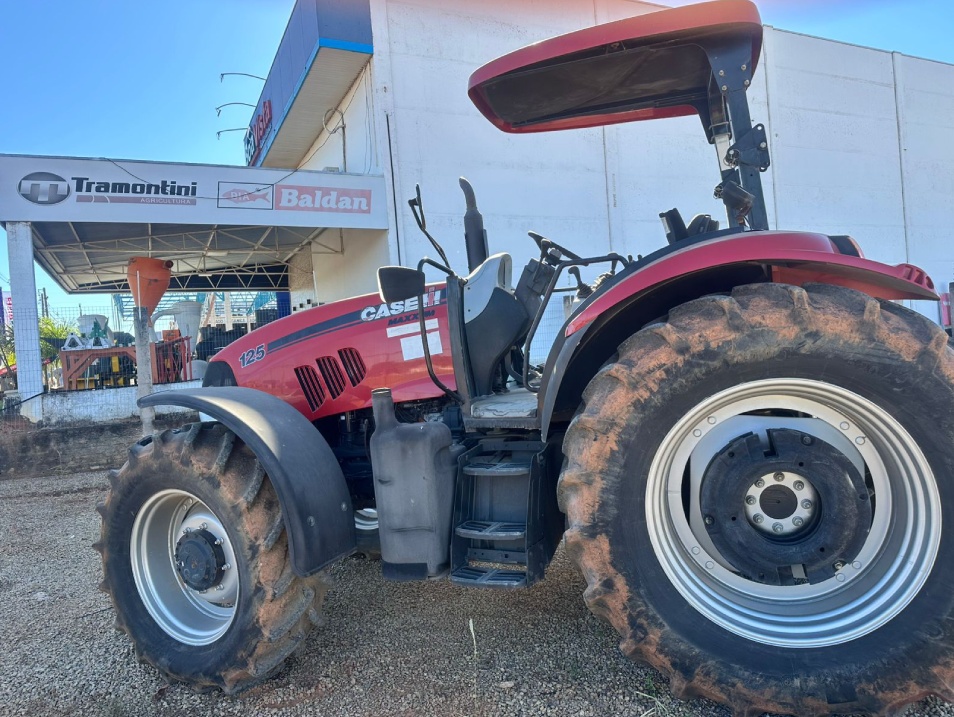 Trator Case Maxxum 125 ano 2012