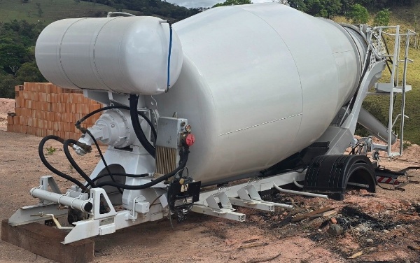 Outra máquina e equipamento Schwing Stetter SPB28 ano 2020 - SPB28 - Máquinas de Linha Amarela