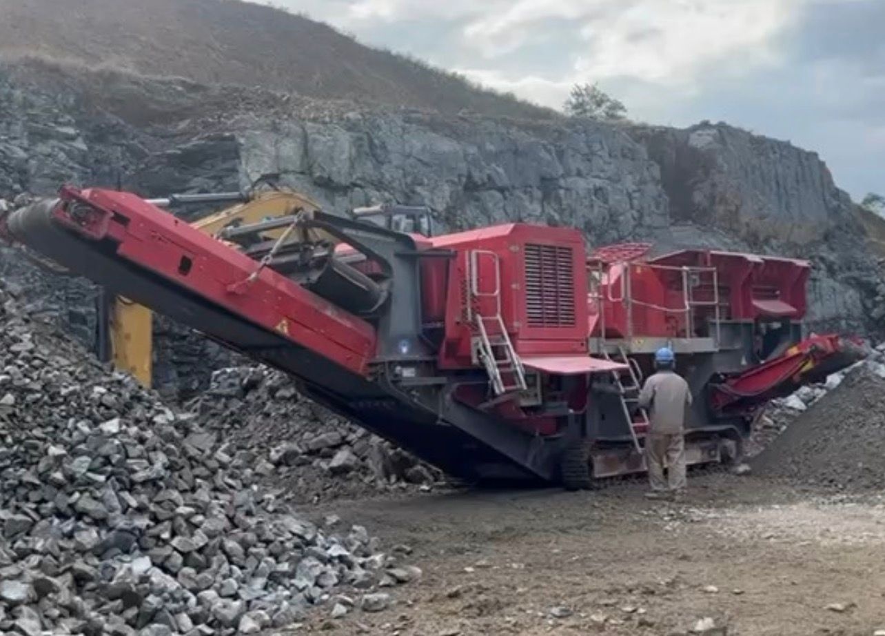 Outra máquina e equipamento Terex J1160 ano 2012
