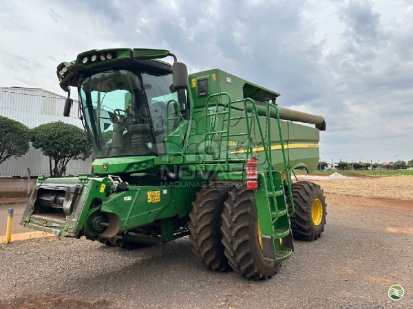 Colheitadeira John Deere S550 ano 2023