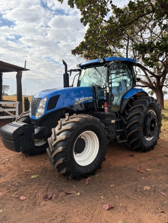 Trator New Holland T7.245 ano 2014 - T7.245 - Máquinas Agrícolas