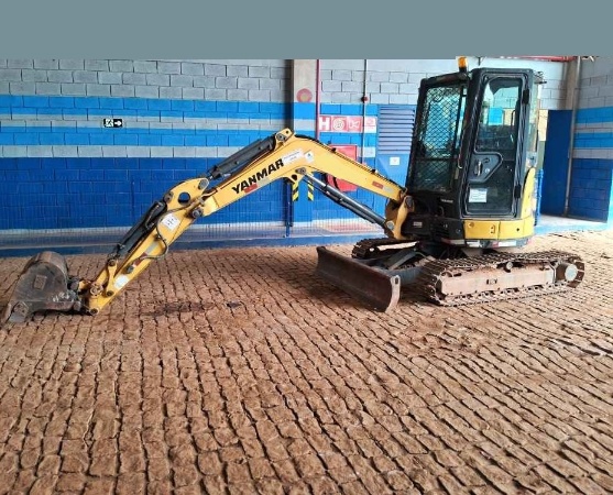 Mini Escavadeira Yanmar VIO 35 ano 2021