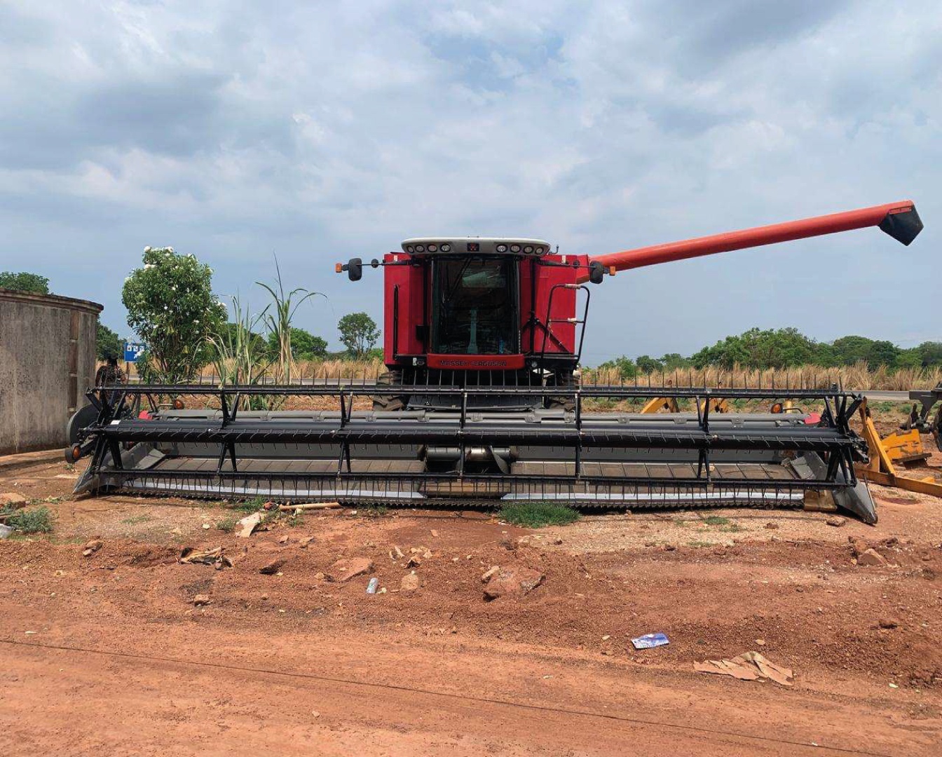 Colheitadeira Massey Ferguson 9790 ano 2013