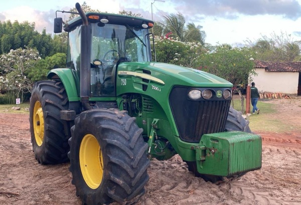 Trator John Deere 7230 ano 2019 - 7230 - Máquinas Agrícolas