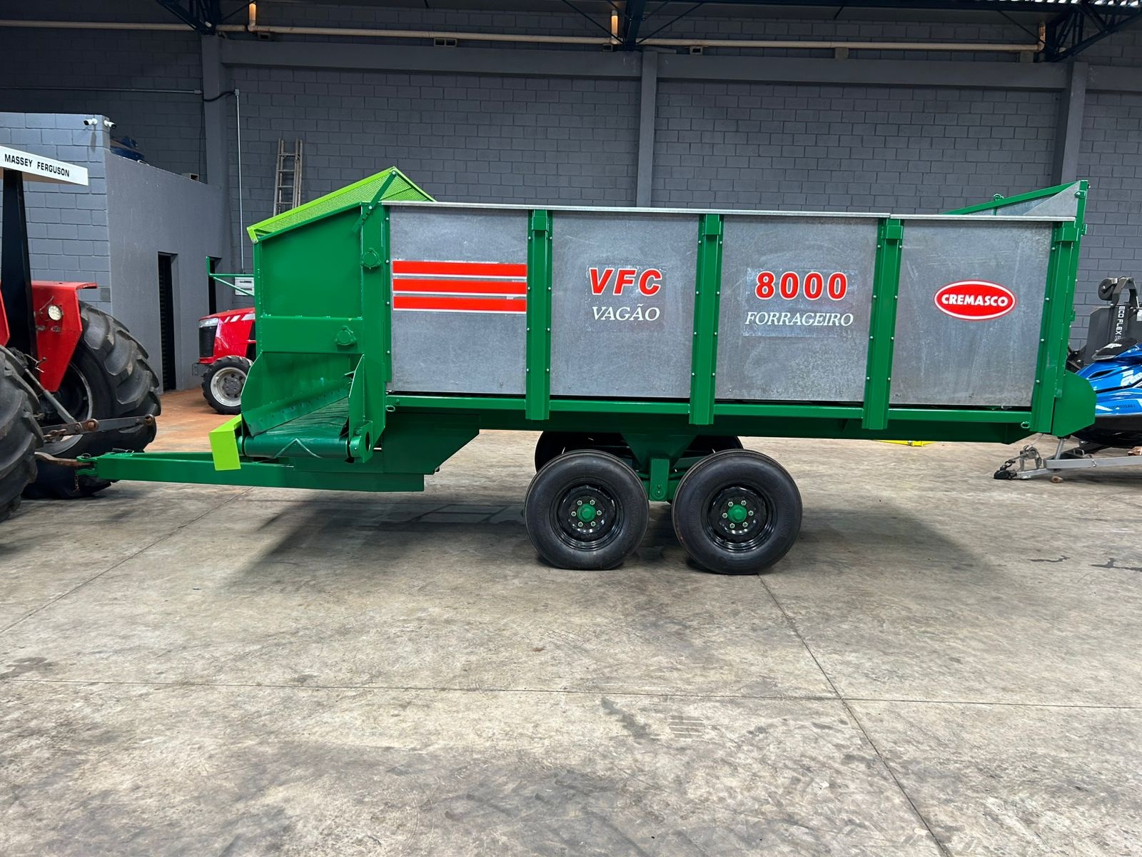 Vagão Forrageiro Cremasco VFC 8.000 ano 2025