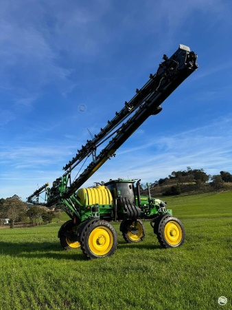 Pulverizador Autopropelido John Deere M4030 ano 2020
