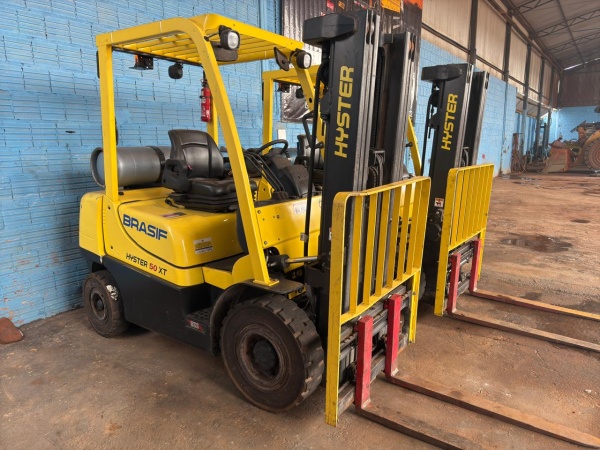 Empilhadeira Hyster H50XT ano 2022
