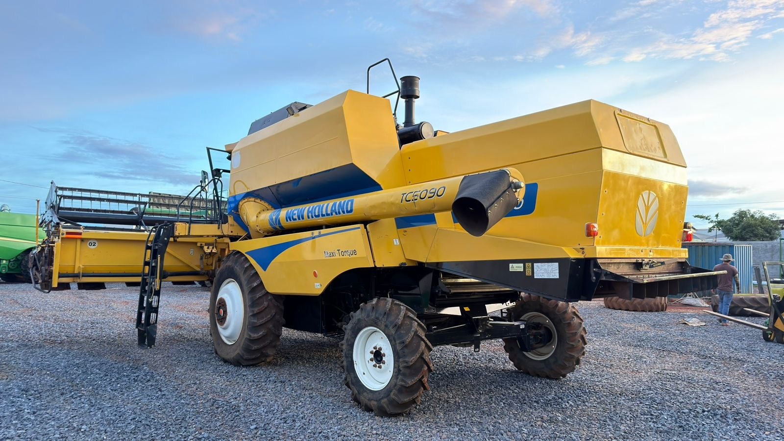Colheitadeira New Holland TC 5090   ano 2015