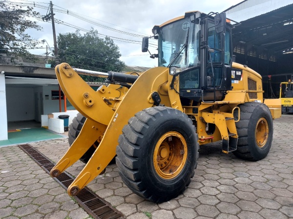 Pá Carregadeira Caterpillar 938K ano 2016