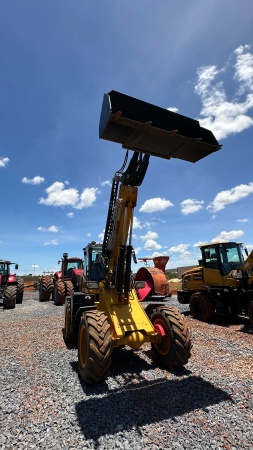 Trator Macthree MC DLZ30T ano 2024