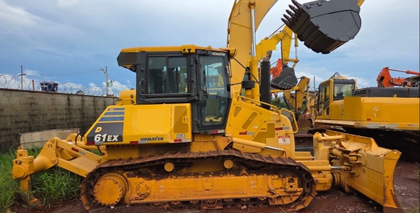 Trator de Esteira Komatsu D61-EX ano 2023