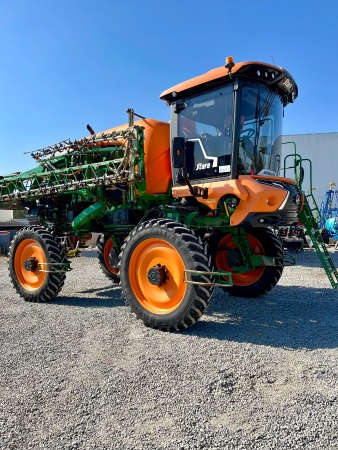 Pulverizador Autopropelido Stara Imperador 4000 ano 2020