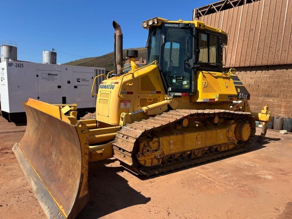 Trator de Esteira Komatsu D61-EX ano 2023