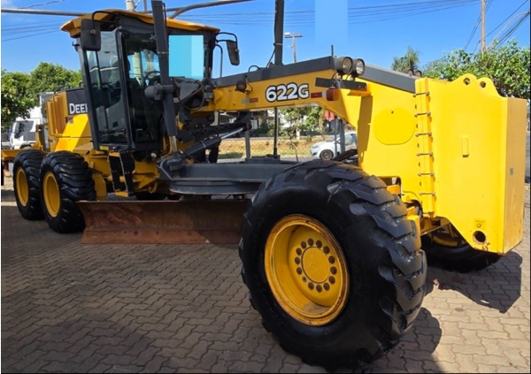 Motoniveladora John Deere 620G ano 2019