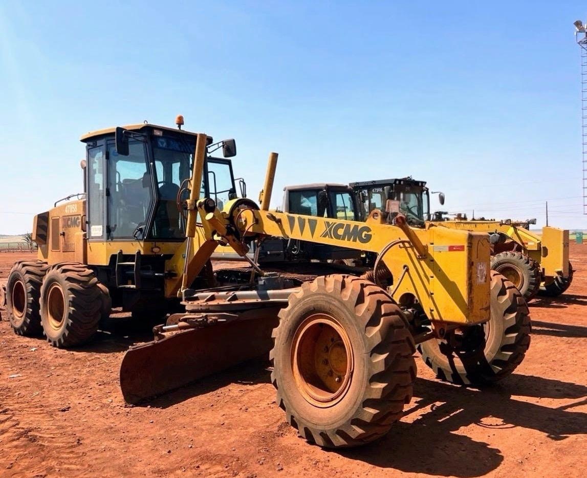 Motoniveladora XCMG GR1803BR ano 2023