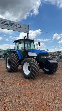 Trator New Holland TM 7040 ano 2013
