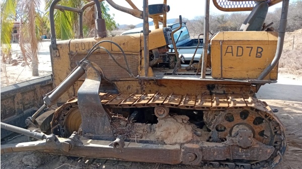 Trator de Esteira Fiatallis AD7B ano 1978